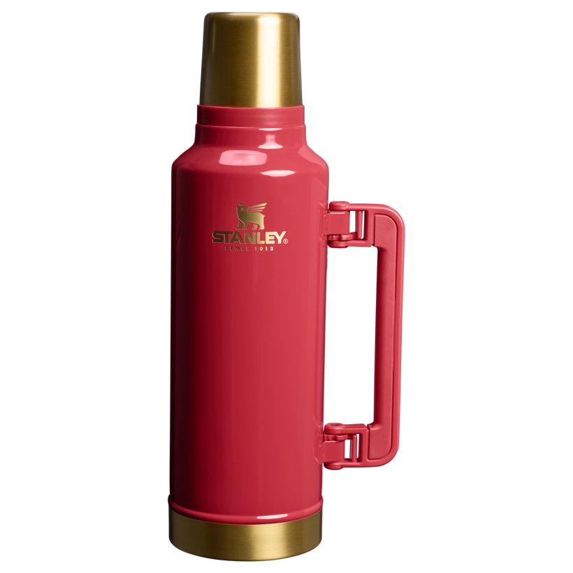The Cheers & Cheer Classic Legendary Bottle - Active Use
